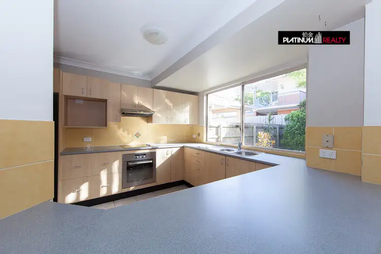 2/14 Gray Street, Southport QLD 4215