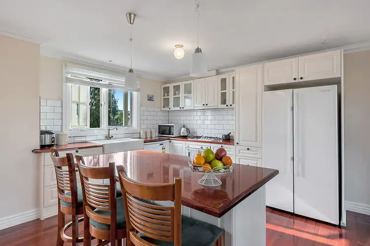 Fourth view of Homely house listing, 5 Donat Court, Craigieburn VIC 3064