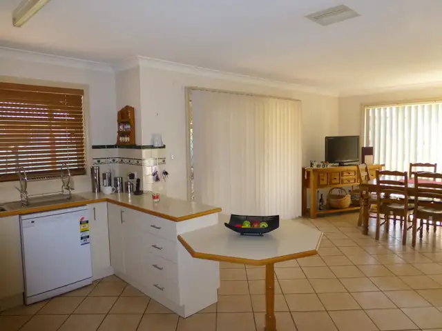Seventh view of Homely house listing, 27 Paterson Street, Parkes NSW 2870