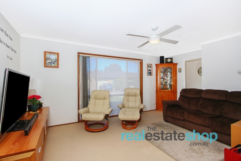 Sixth view of Homely townhouse listing, 10/27 Cromwell Circuit, Isabella Plains ACT 2905
