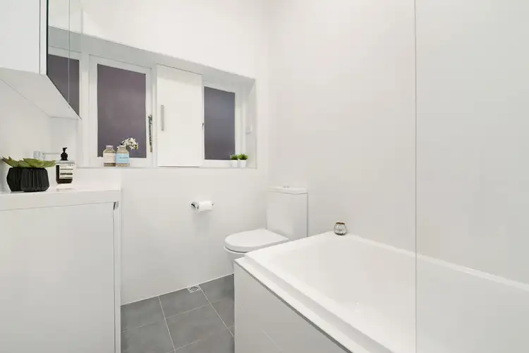 Sixth view of Homely apartment listing, 1/120 Curlewis Street, Bondi Beach NSW 2026