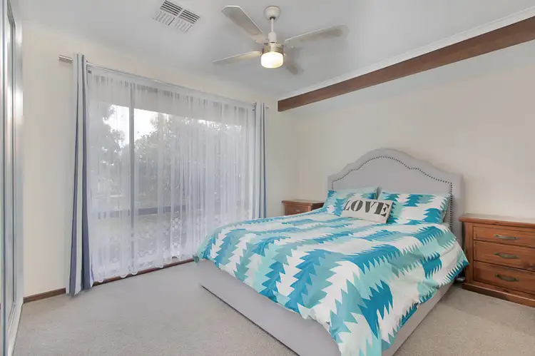 Fifth view of Homely house listing, 5 Seaview Court, Morphett Vale SA 5162