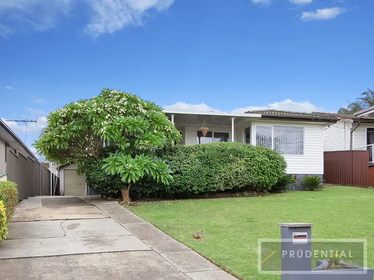 10 Sunset Avenue, Lurnea NSW 2170
