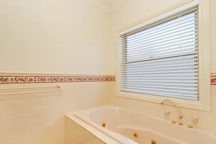 Sixth view of Homely house listing, 4 Schaefer Drive, Loxton SA 5333