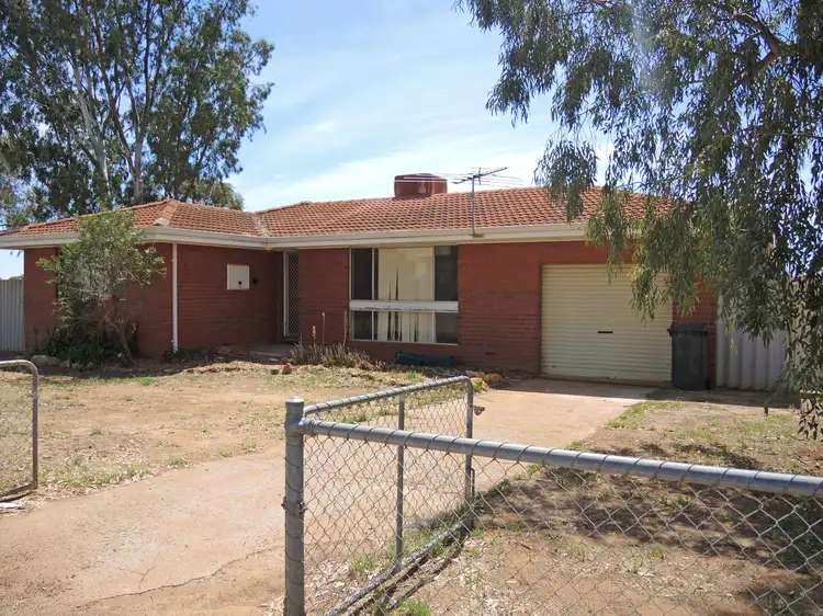 19 White Avenue, Morawa WA 6623