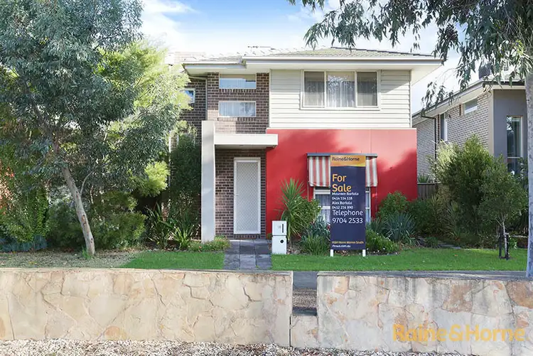 10 Aspect Lane, Cranbourne North VIC 3977