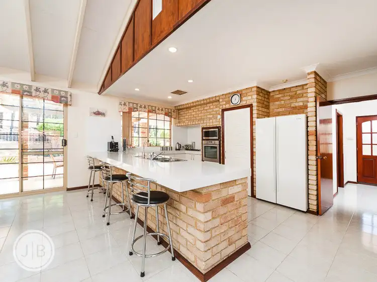 Fourth view of Homely house listing, 2 Barblett Way, Kardinya WA 6163