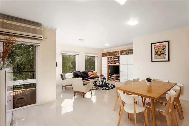 6/2-10 Darcy Lane, Kensington VIC 3031