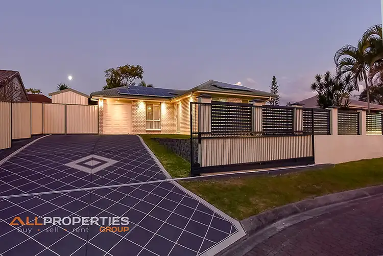 30 BUSHLAND DRIVE, Regents Park QLD 4118