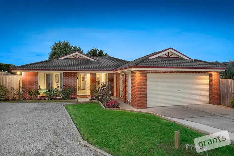14 Highland Crescent, Narre Warren South VIC 3805