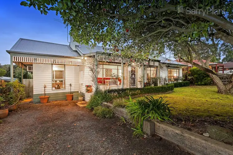 91 Mount View Parade, Croydon VIC 3136