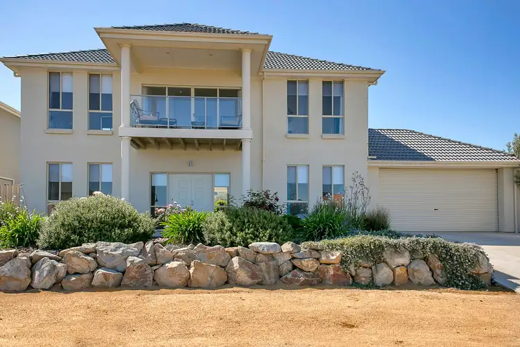 12 Milford Avenue, Sellicks Beach SA 5174