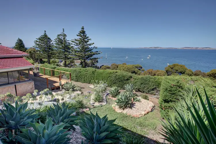 10 Flaxman Street, Port Lincoln SA 5606