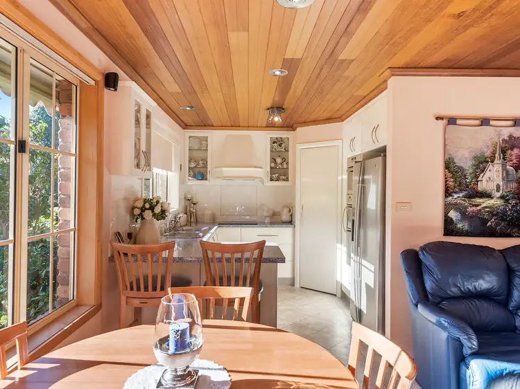 Sixth view of Homely house listing, 2 Fiani Court, Kingston TAS 7050