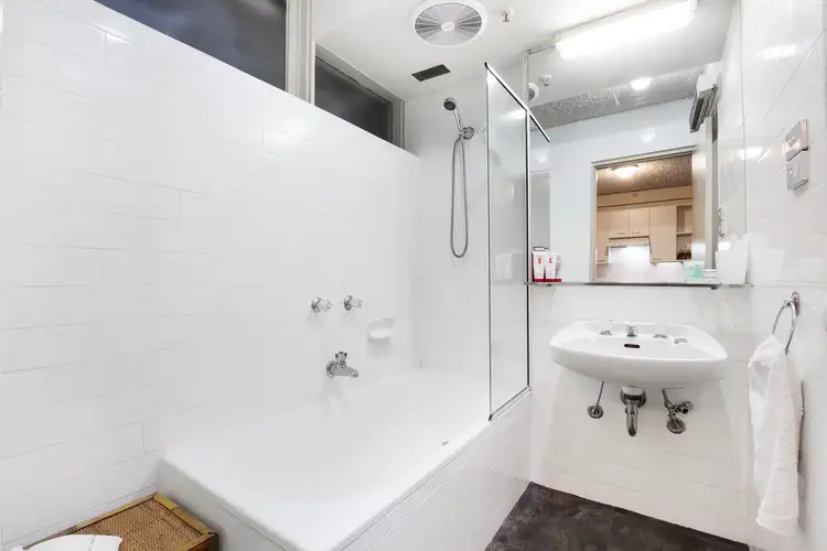 Fifth view of Homely studio listing, 802/81 Queens Road, Melbourne VIC 3004