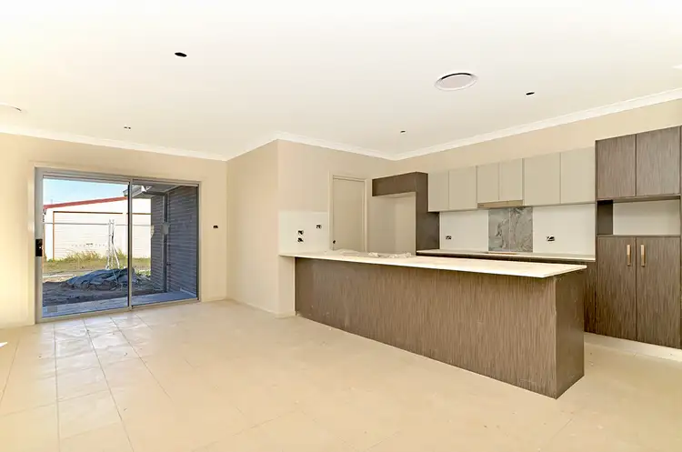 2/76 Beach Street, Ettalong Beach NSW 2257