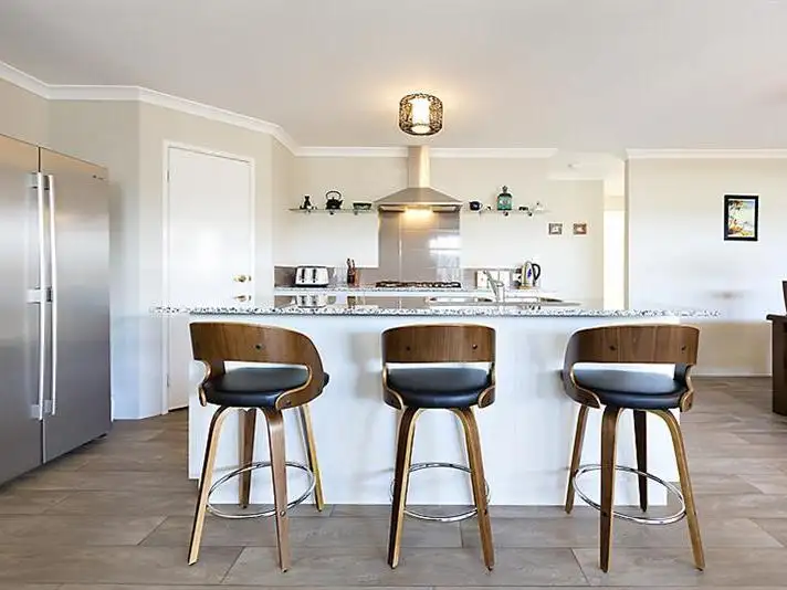 32 Wiltshire Avenue, Jane Brook WA 6056