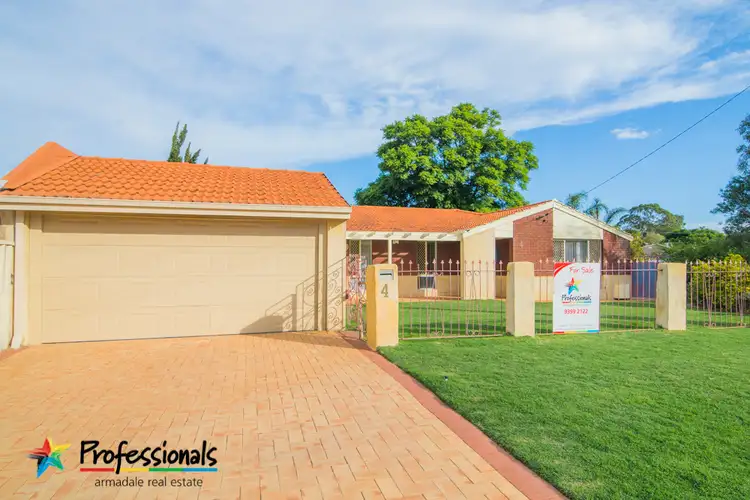 Second view of Homely house listing, 4 Gilbey Crt, Camillo WA 6111