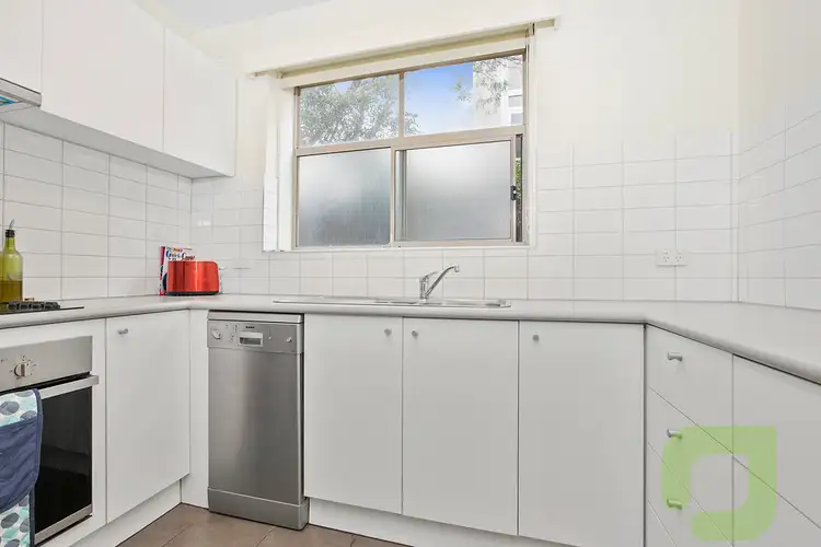 2/117 Manningham Street, Parkville VIC 3052