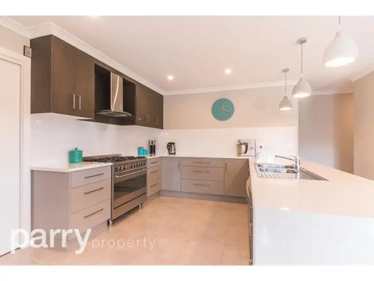 Fifth view of Homely house listing, 32 Berne Court, Grindelwald TAS 7277