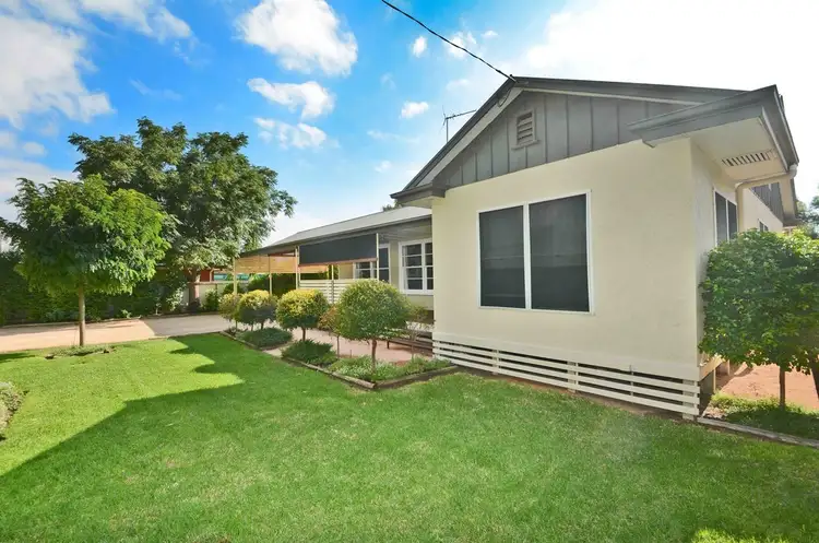 13 William St South, Wentworth NSW 2648