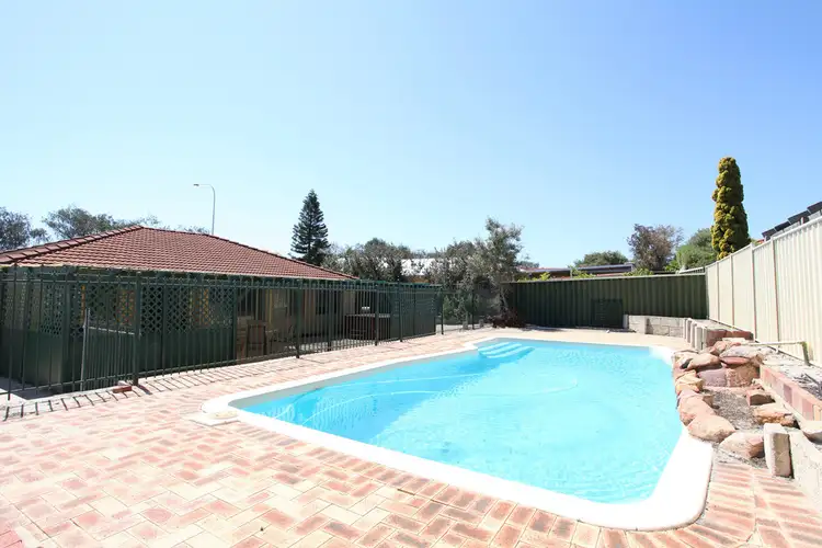 14 Windward Loop, Ocean Reef WA 6027