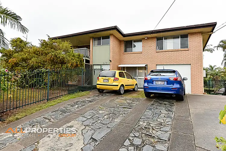 217 Mt Gravatt-Capalaba Rd, Wishart QLD 4122