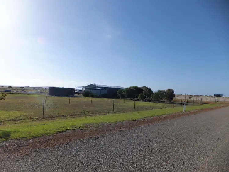 Second view of Homely house listing, 52 Dillwynia, Hopetoun WA 6348