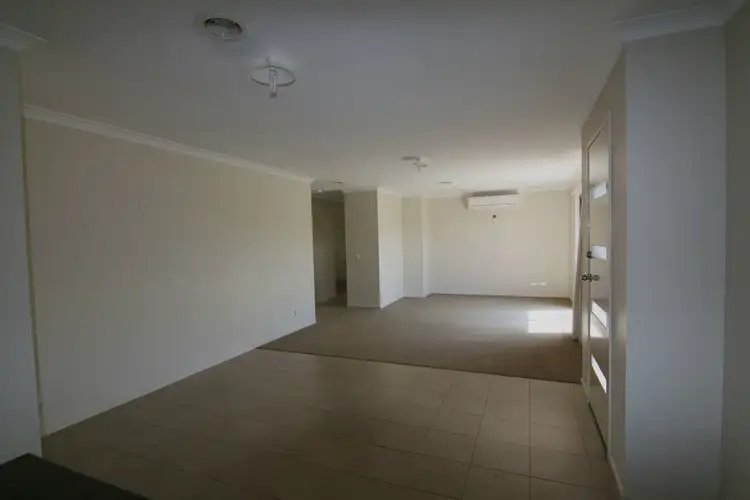 Fifth view of Homely townhouse listing, 2/9 Anderson Street, Bairnsdale VIC 3875