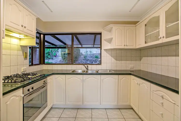 Fifth view of Homely house listing, 4 Albatross Pass, Willetton WA 6155
