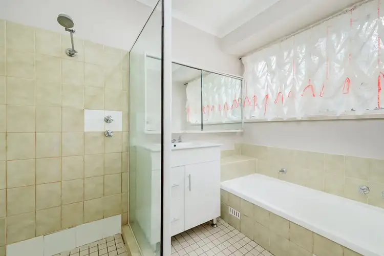 Fifth view of Homely house listing, 6 ALDINGA PLACE, Claremont Meadows NSW 2747