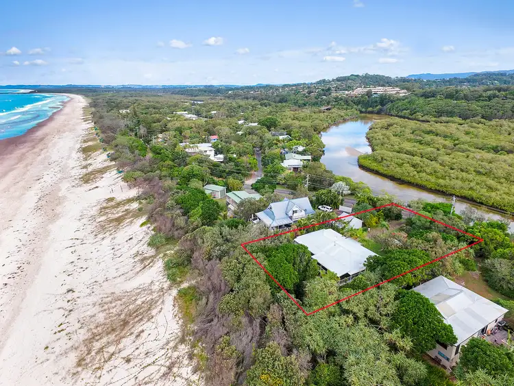 6 River Street, New Brighton NSW 2483