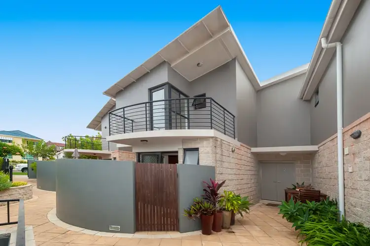 Main view of Homely townhouse listing, 2/29 Victoria Street, Malabar NSW 2036