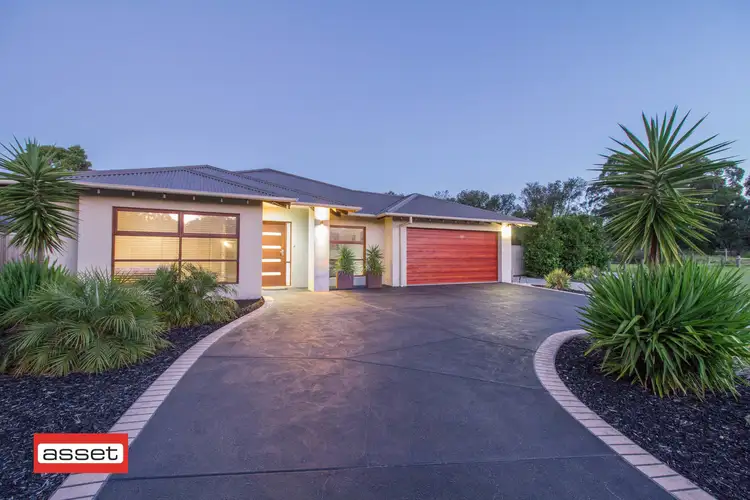 25 Bronzewing Court, Langwarrin VIC 3910