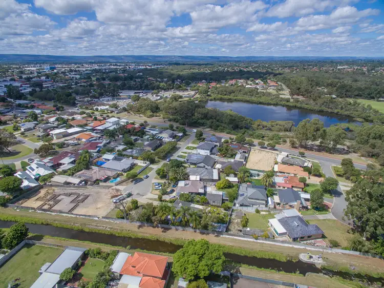 Seventh view of Homely house listing, 8 Rose Place, Wilson WA 6107