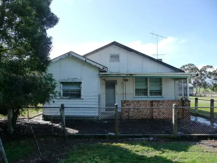 Sixth view of Homely house listing, 8 Dundas Street, Raglan VIC 3373