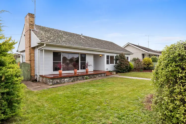 Second view of Homely house listing, 15 Sturt Street, Kyneton VIC 3444