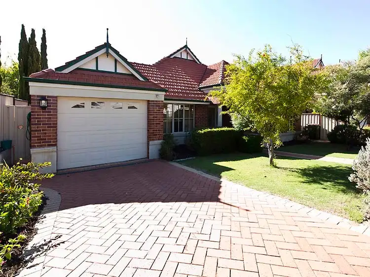 16 Connolly Street, Wembley WA 6014