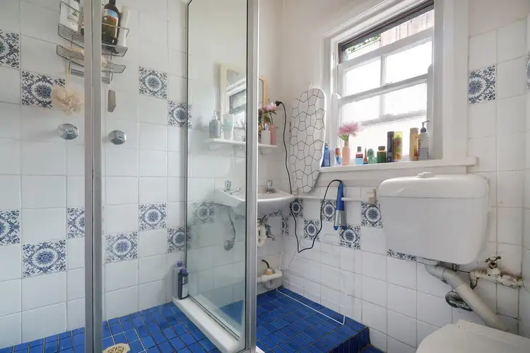 Fifth view of Homely studio listing, 15/8A Hughes Street, Potts Point NSW 2011