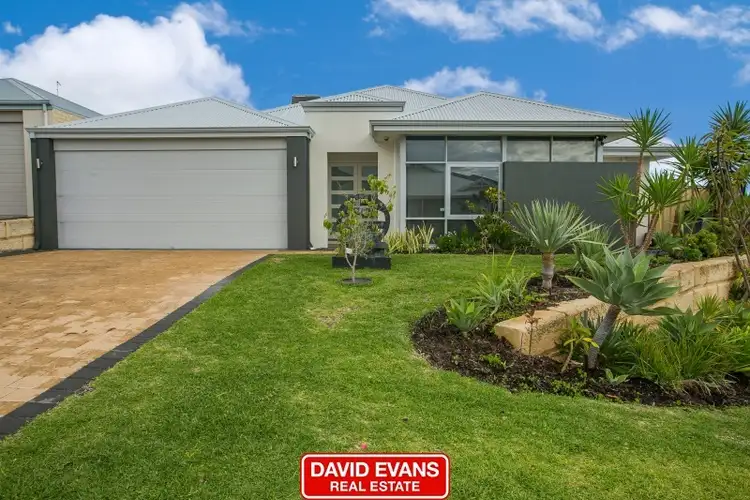 Second view of Homely house listing, 2 Scarlet Close, Tapping WA 6065