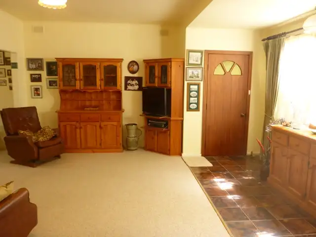 Second view of Homely house listing, 8 Pearce Crescent, Cleve SA 5640