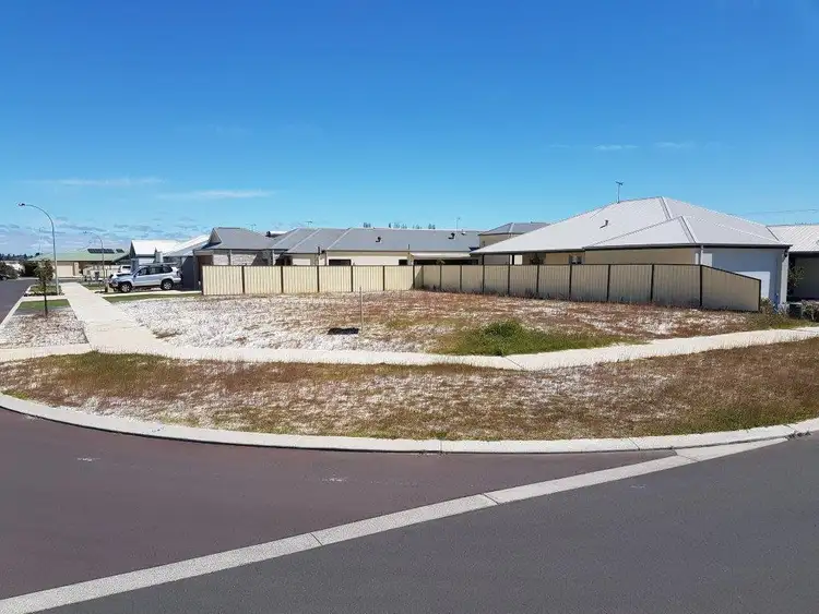 6 Shoveler Road, Geographe WA 6280