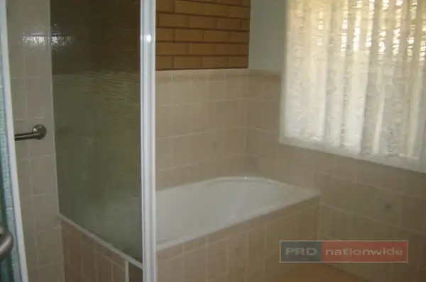 Sixth view of Homely unit listing, 2/6 Mangaroo Avenue, Tumut NSW 2720