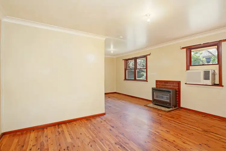 Second view of Homely house listing, 7 Bailey Avenue, Tamworth NSW 2340