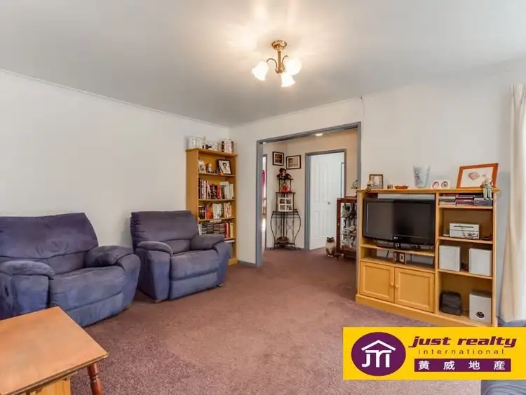 Seventh view of Homely house listing, 10 St Boswells Ave, Berwick VIC 3806