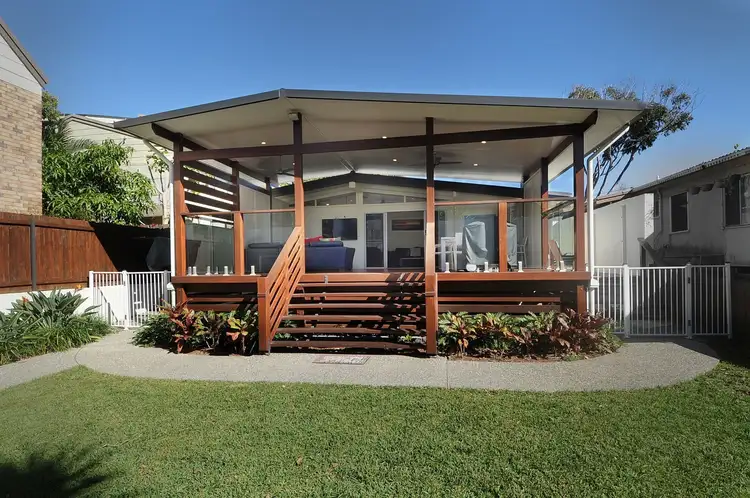 3 Petrel Avenue, Mermaid Beach QLD 4218