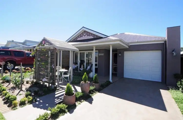Main view of Homely house listing, 8 Transom Street, Vincentia NSW 2540
