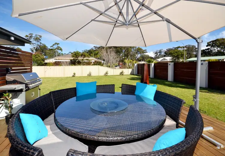 2 Carson Crescent, Callala Bay NSW 2540