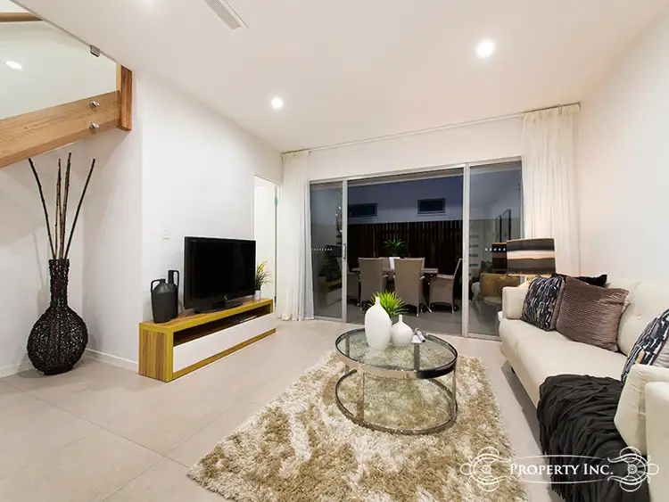 Fifth view of Homely townhouse listing, 2/122 Waverley Street, Annerley QLD 4103