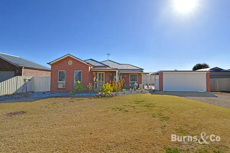 10 Wood Street, Gol Gol NSW 2738